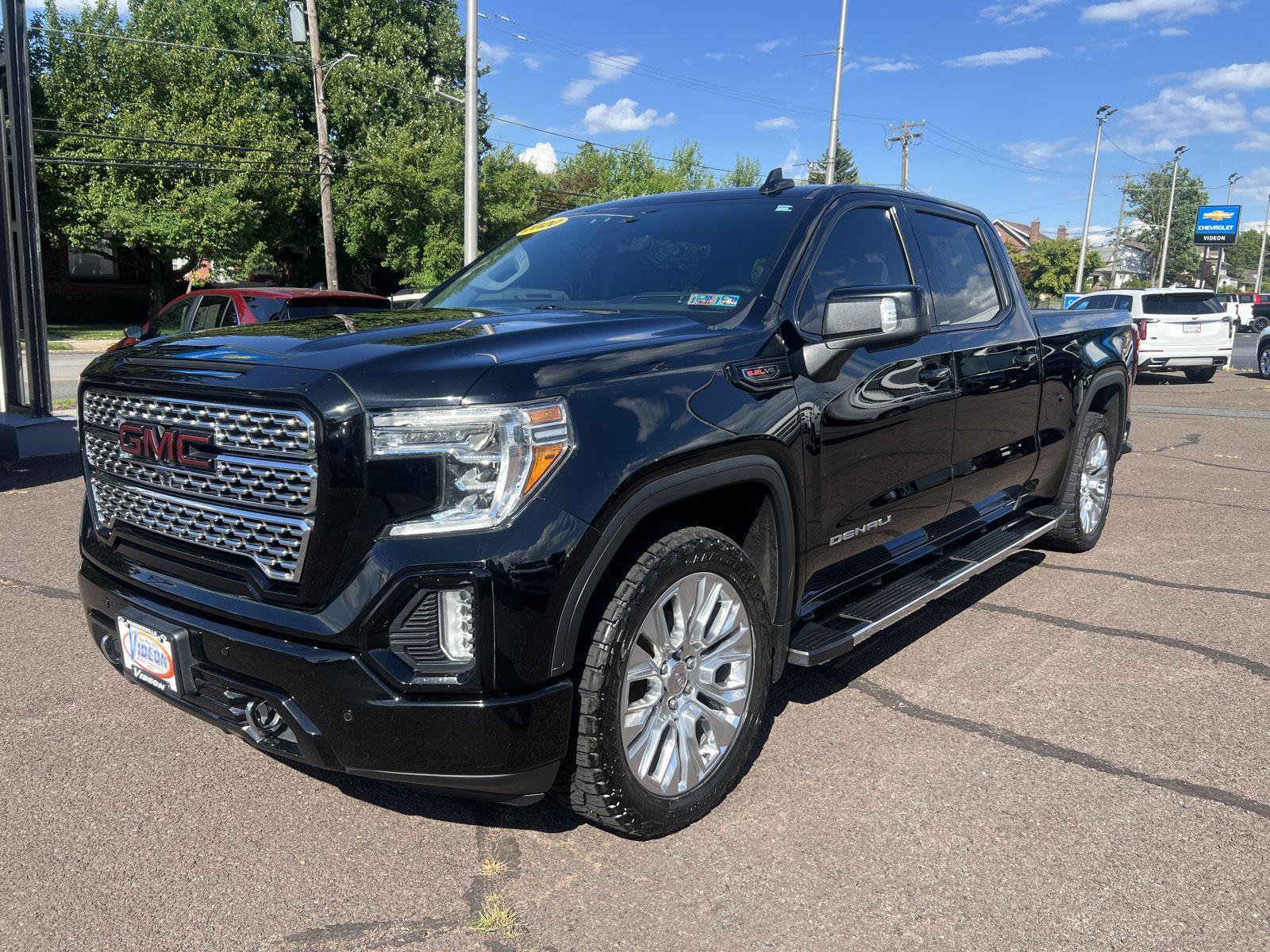 Used 2020 GMC Sierra 1500 Denali w/ Denali Premium Package AWD/4WD image 3