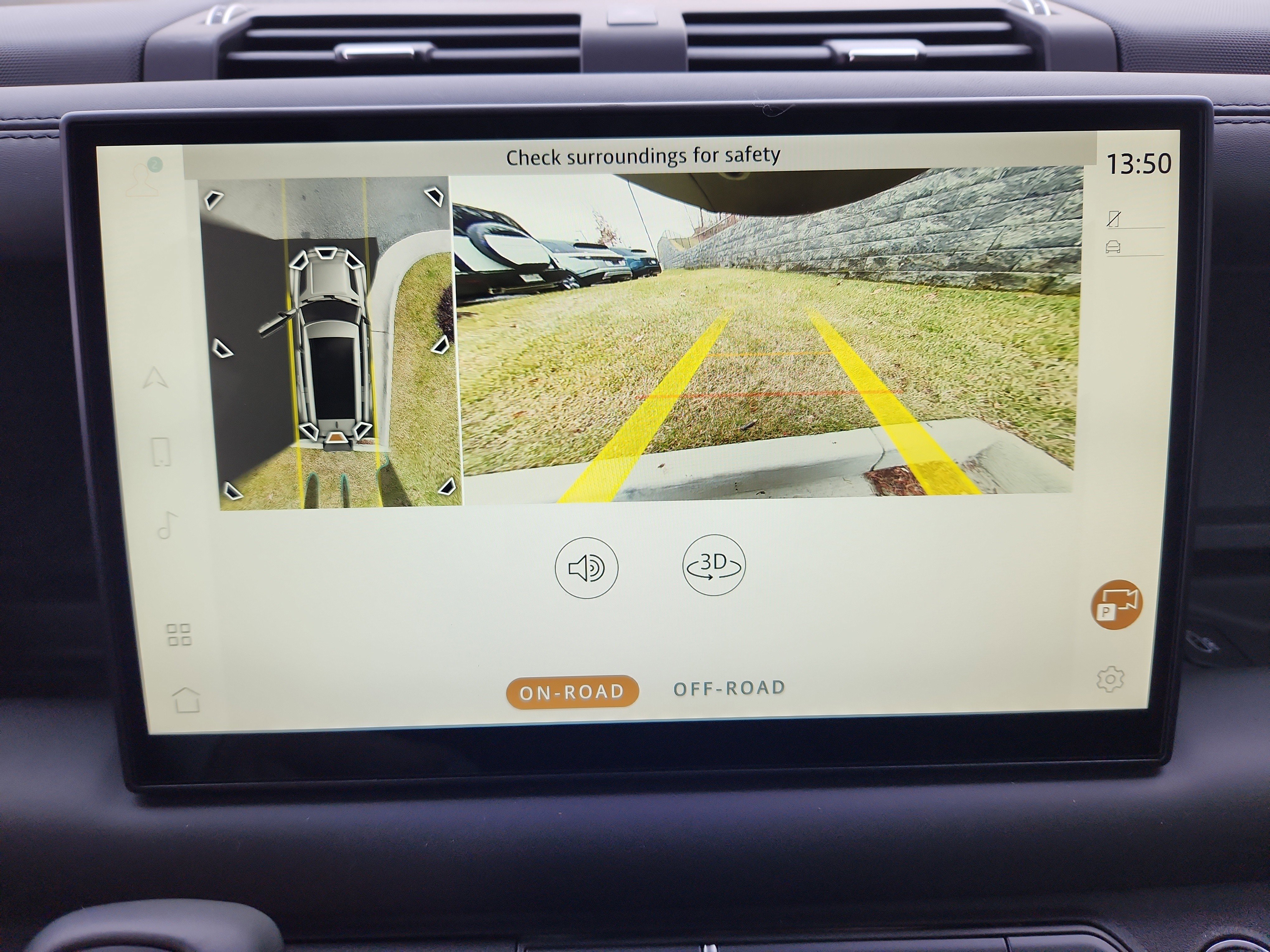 Used 2025 Land Rover Defender 130 S image 20