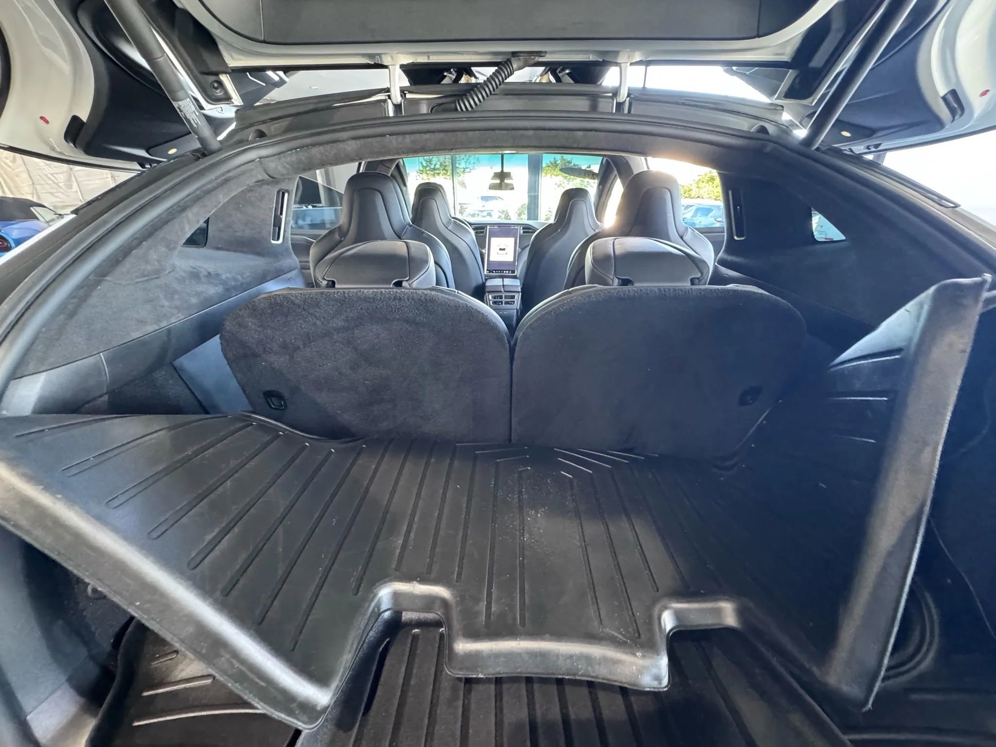 Used 2017 Tesla Model X 75D image 23