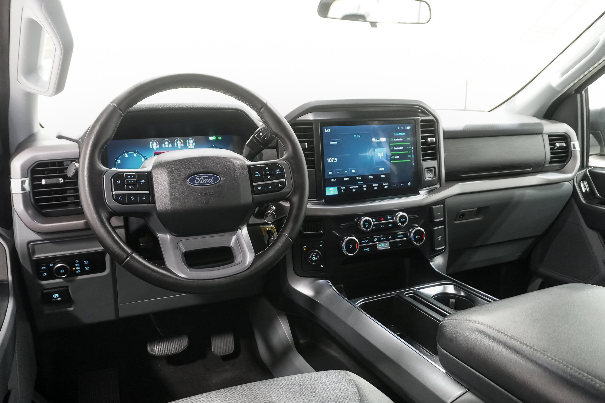 Used 2025 Ford F150 XLT w/ Equipment Group 301A Standard AWD/4WD image 8
