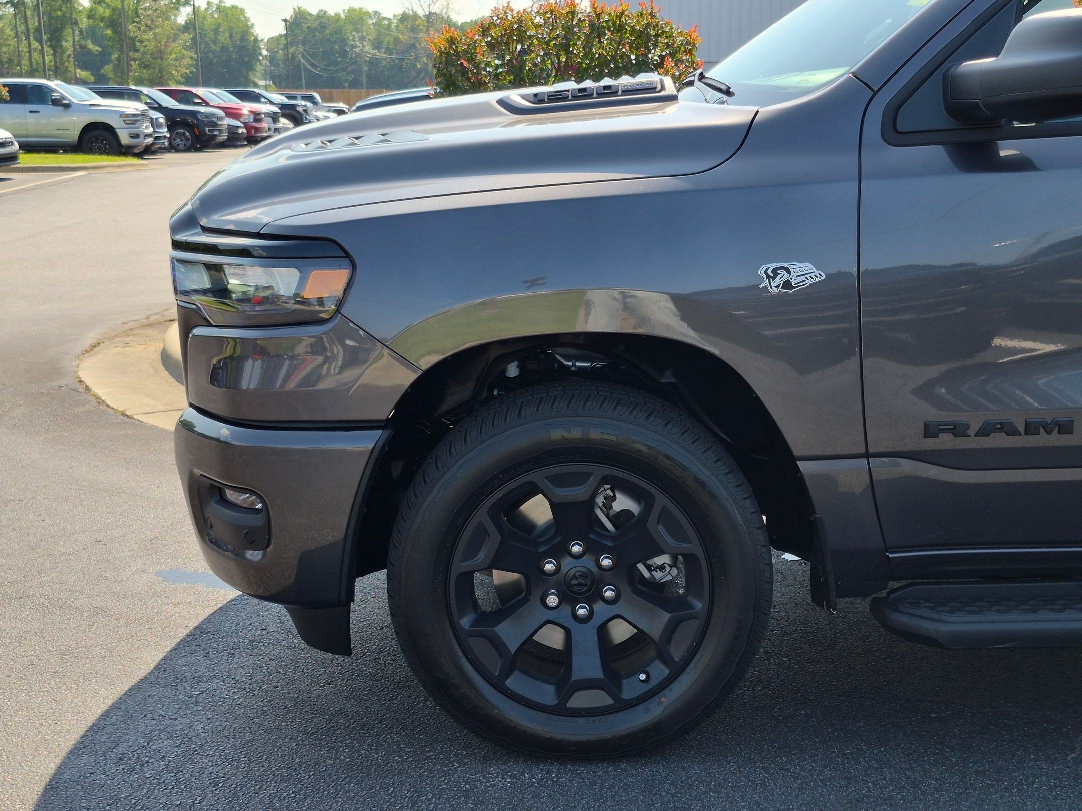 New 2026 RAM 1500 Express AWD/4WD image 9