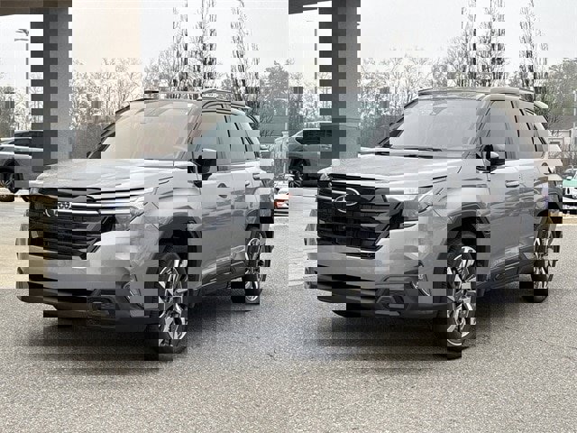 Certified 2025 Subaru Forester Touring w/ Touring Package image 7