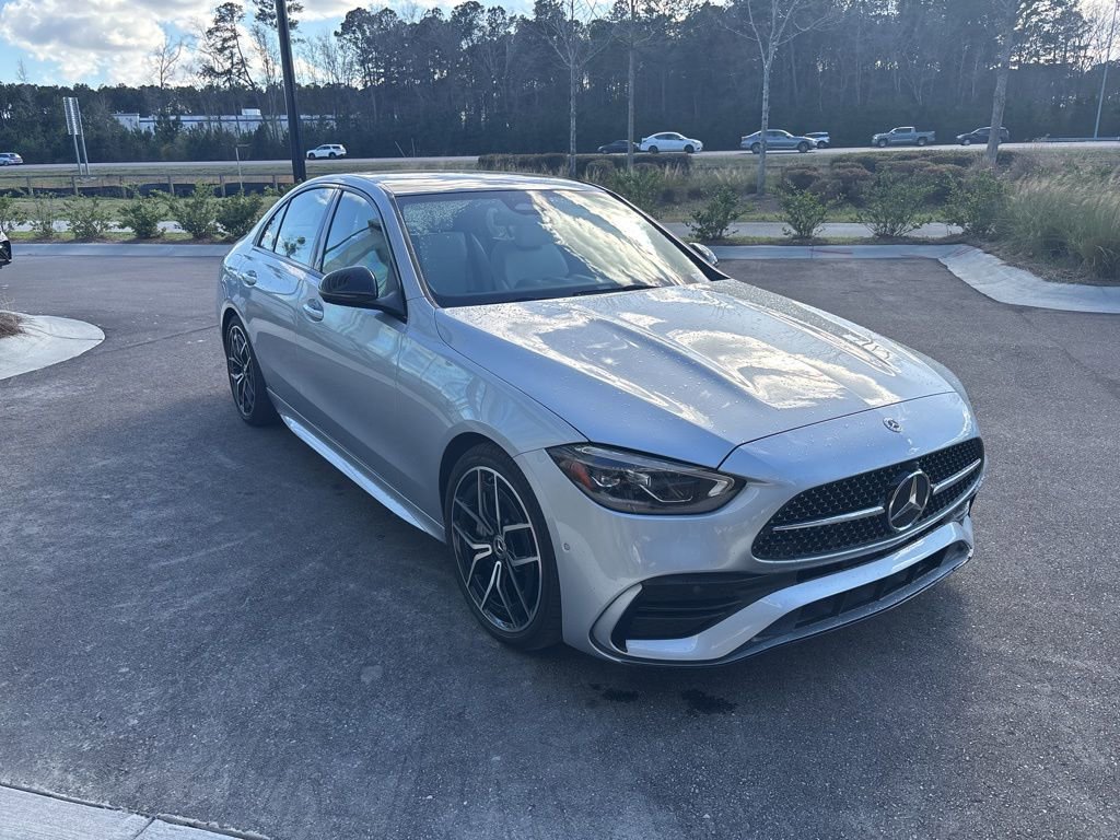 Used 2024 Mercedes-Benz C 300 Sedan image 4