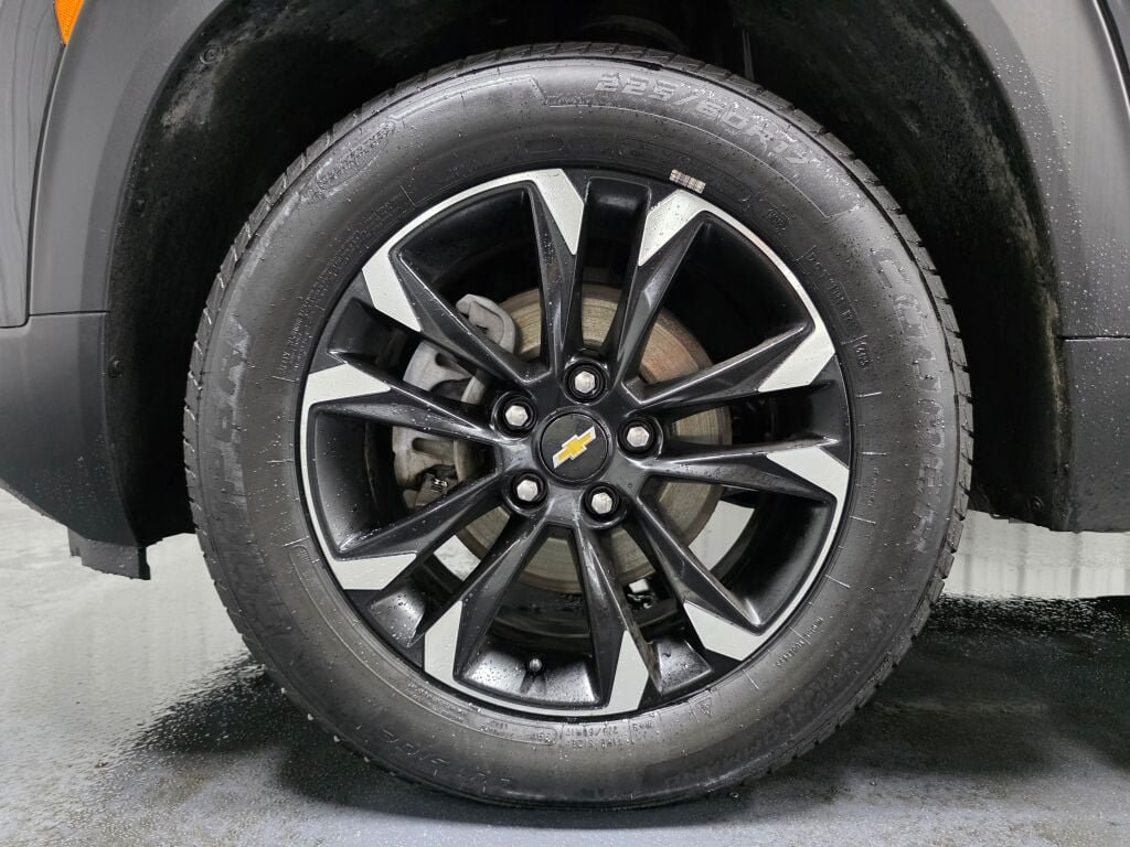 Used 2023 Chevrolet TrailBlazer LT w/ Convenience Package AWD/4WD image 5