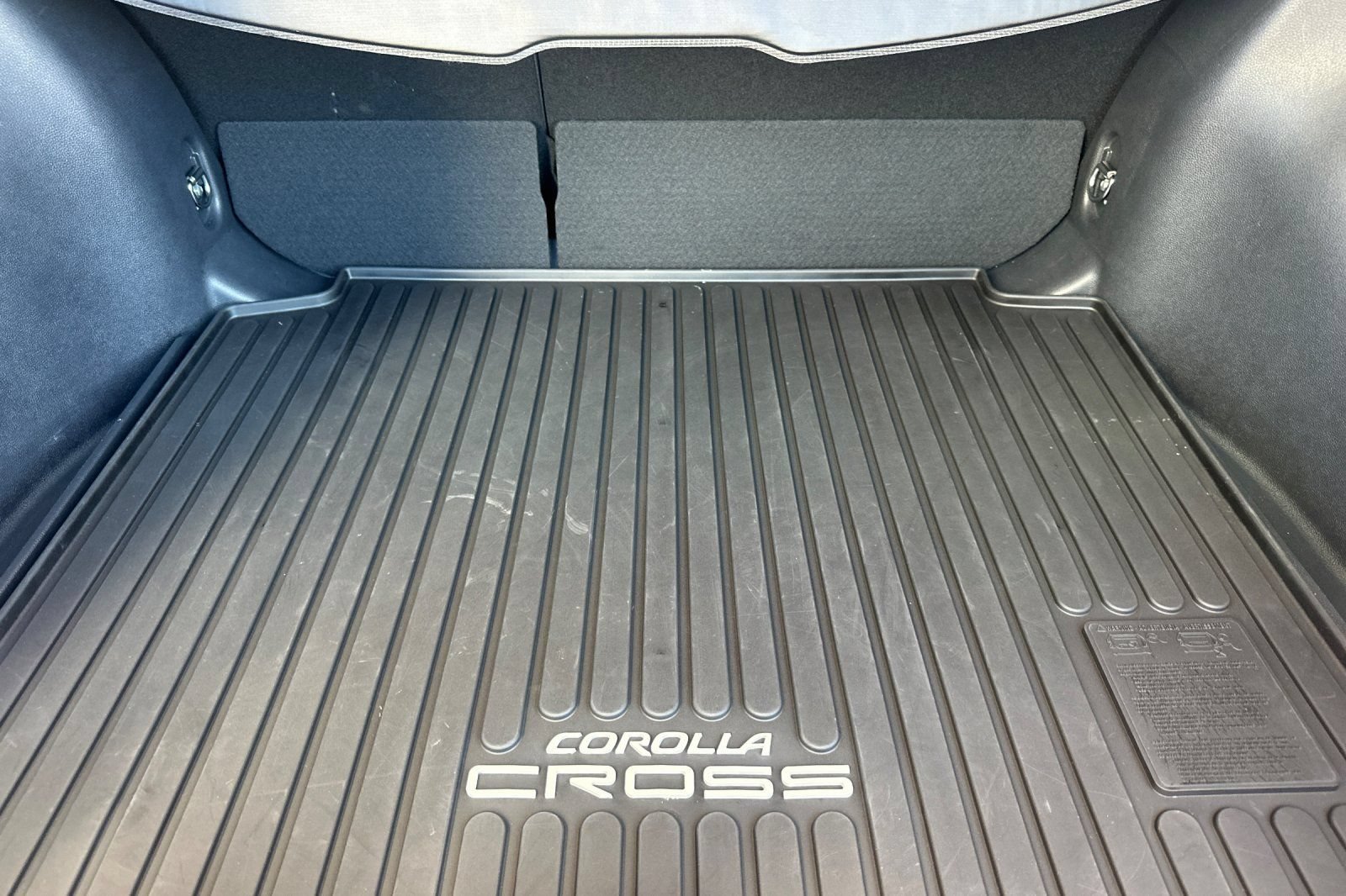 Used 2025 Toyota Corolla Cross L FWD image 18