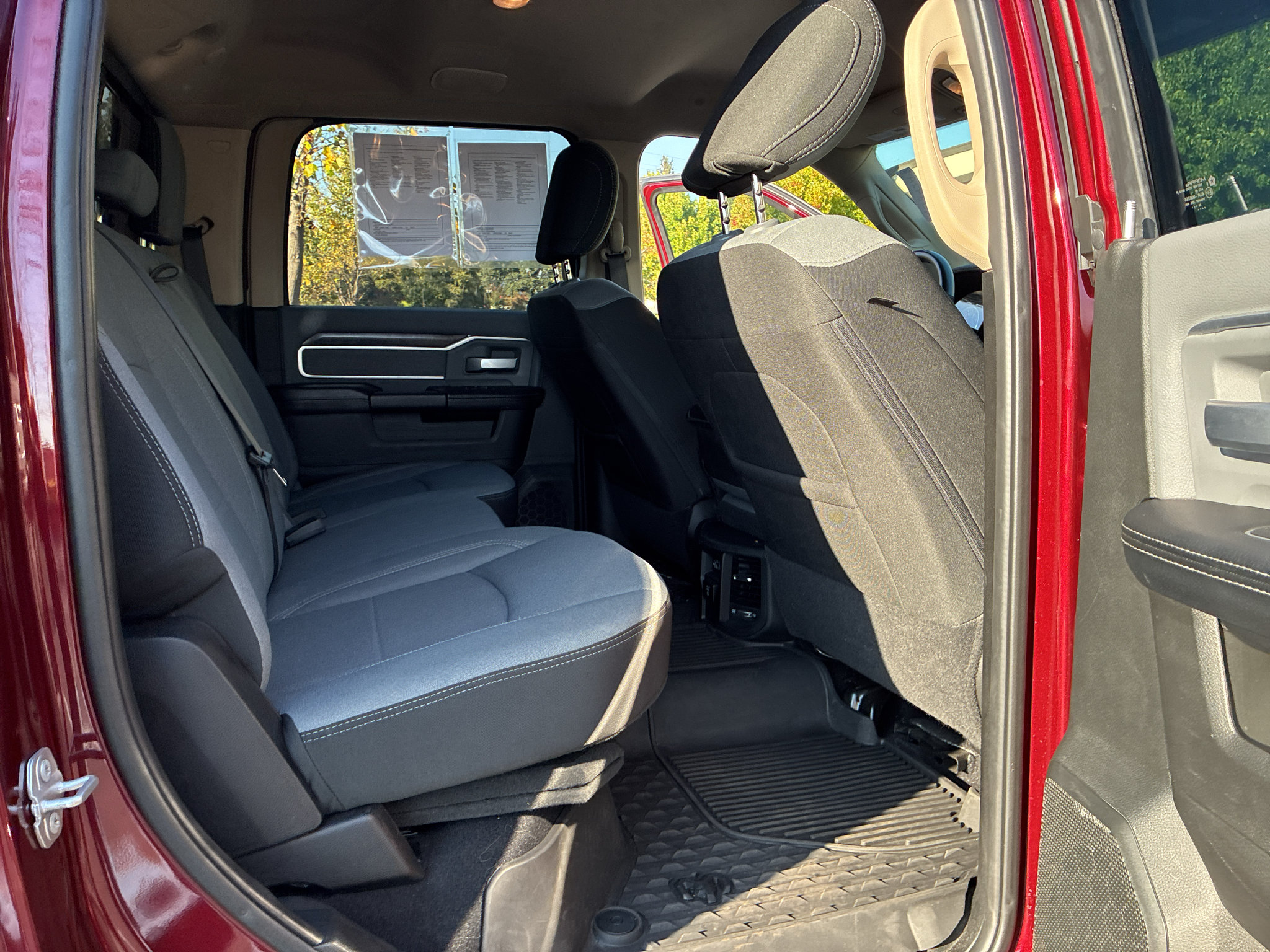 Used 2020 RAM 2500 Big Horn w/ Level 2 Equipment Group AWD/4WD image 48