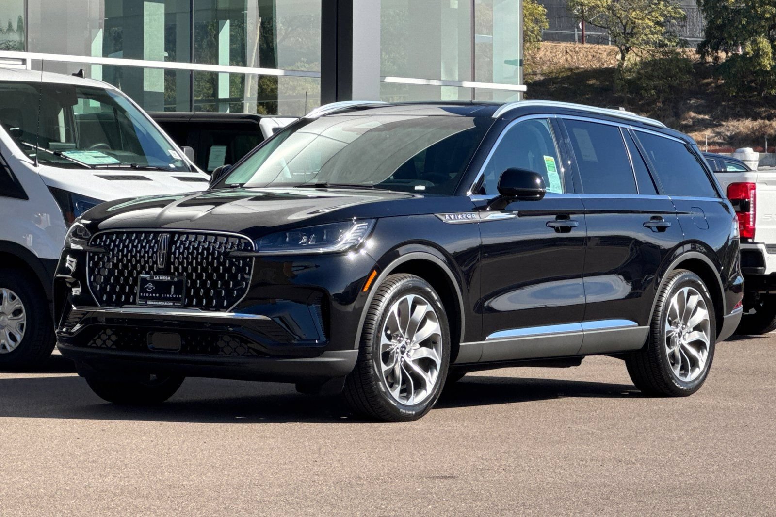 New 2025 Lincoln Aviator Reserve w/ Luxury Package RWD image 7