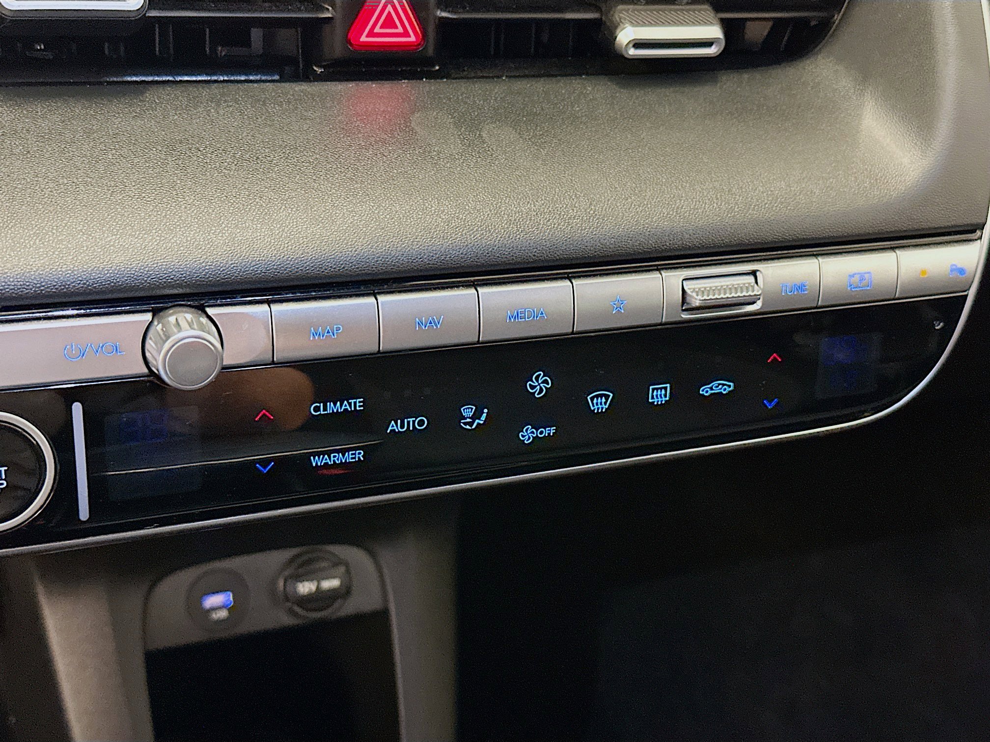 Used 2024 Hyundai Ioniq 5 SE image 24