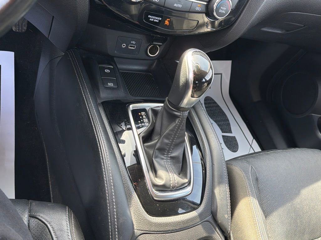 Used 2020 Nissan Rogue Sport SL w/ Premium Package image 28