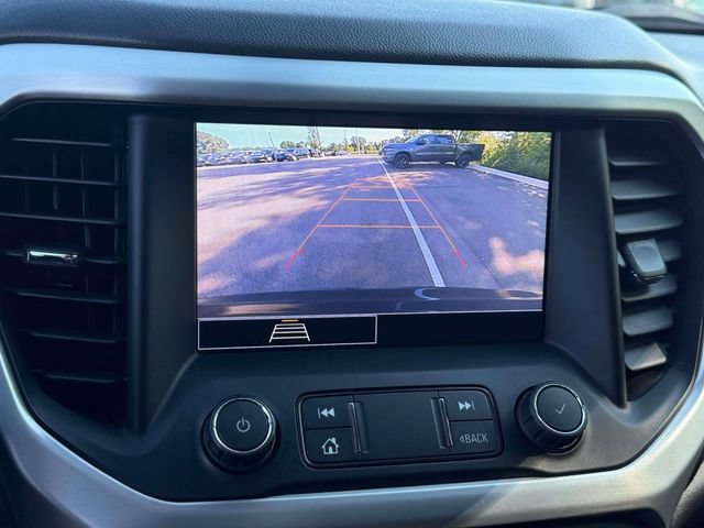 Used 2020 GMC Acadia SLE w/ Driver Convenience Package FWD image 30