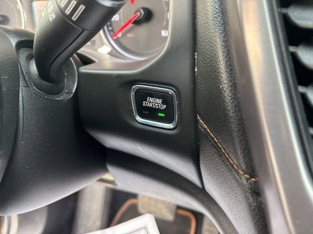 Used 2019 GMC Acadia SLE image 21