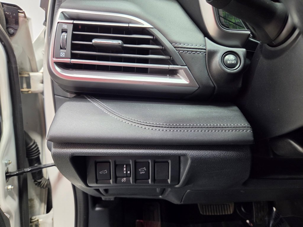 Used 2021 Subaru Outback Limited AWD/4WD image 24