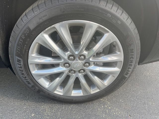 Certified 2023 Cadillac XT6 Premium Luxury w/ Technology Package AWD/4WD image 6