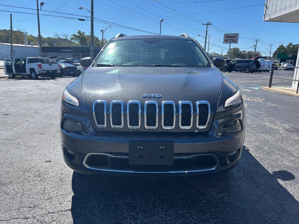 Used 2016 Jeep Cherokee Limited image 2