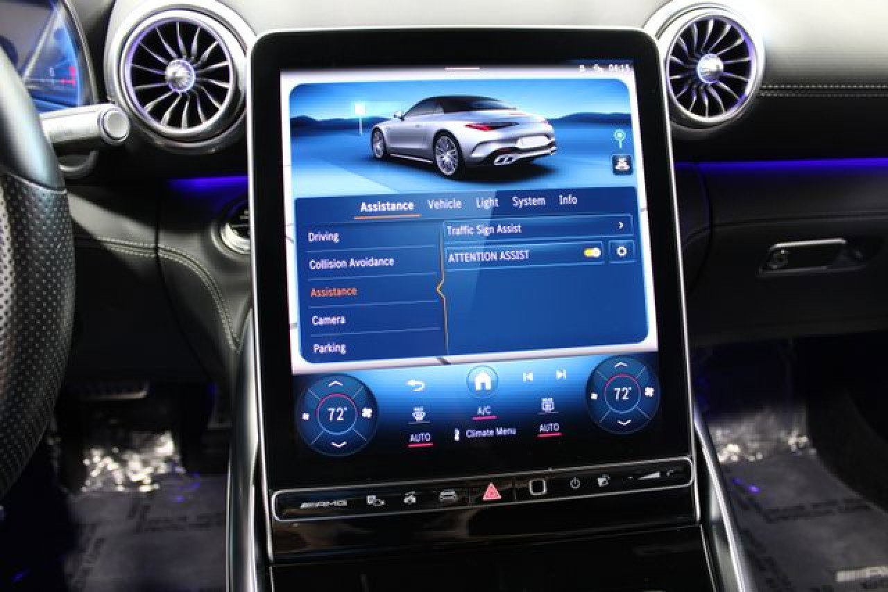 Used 2022 Mercedes-Benz SL 55 AMG 4MATIC image 23