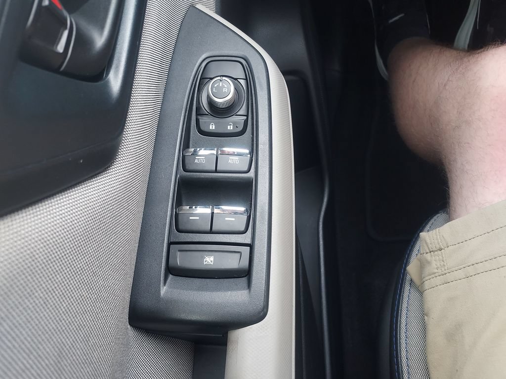Certified 2025 Subaru Forester Premium AWD/4WD image 23