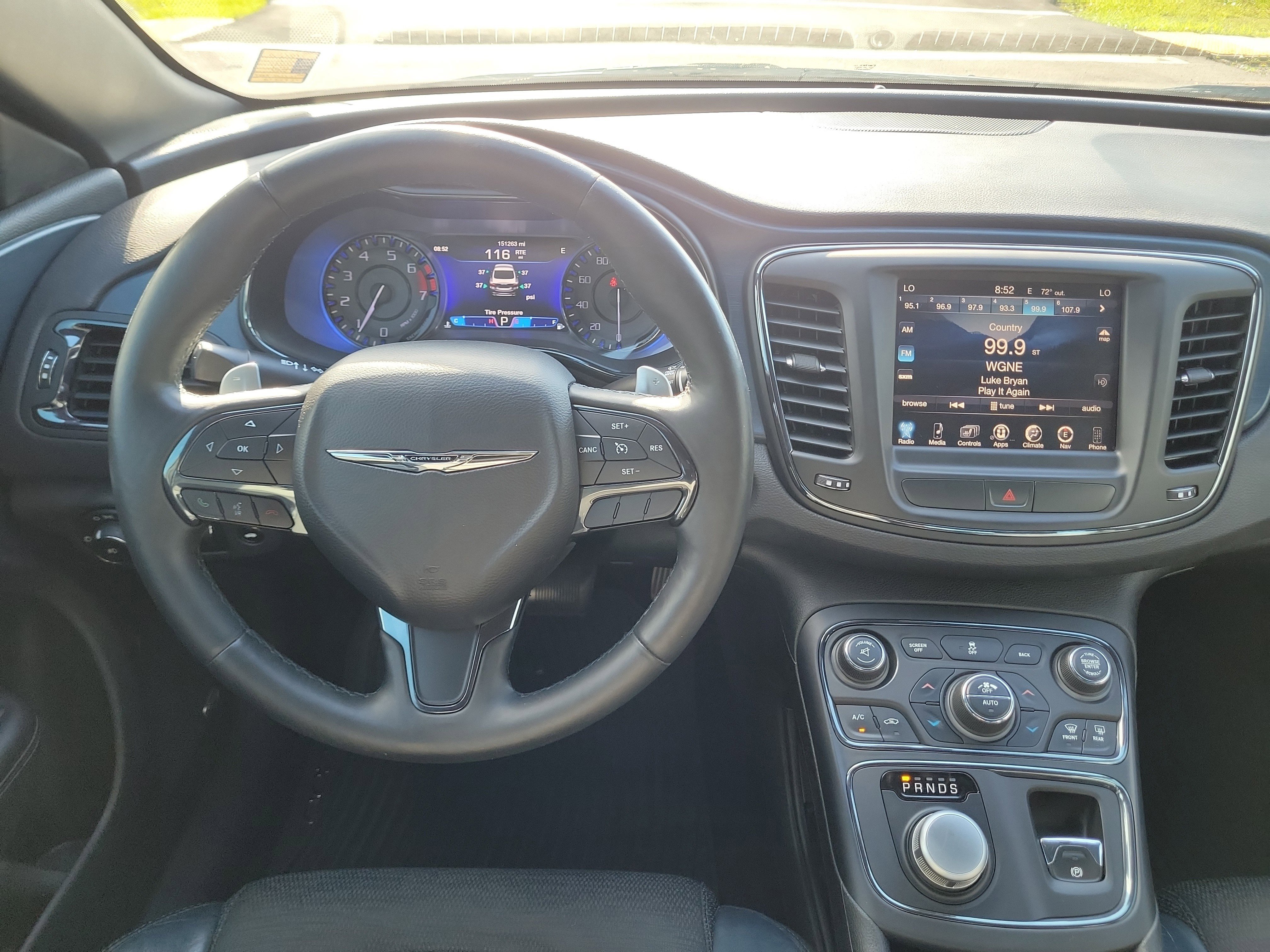 Used 2015 Chrysler 200 S w/ Navigation & Sound Group I FWD image 17