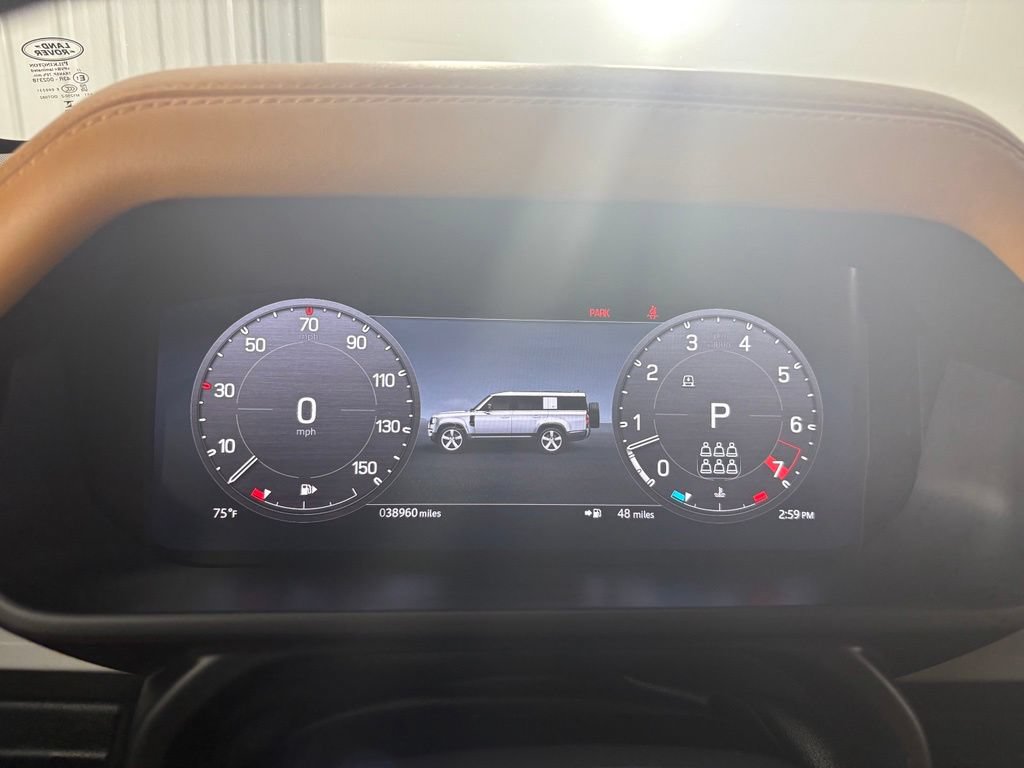 Used 2023 Land Rover Defender 130 SE AWD/4WD image 26