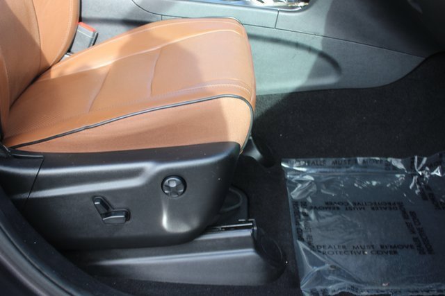 Used 2020 Jeep Grand Cherokee Overland image 34