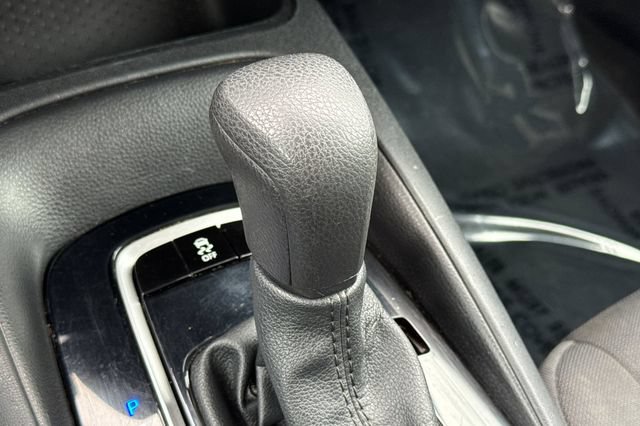 Used 2024 Toyota Corolla LE FWD image 33