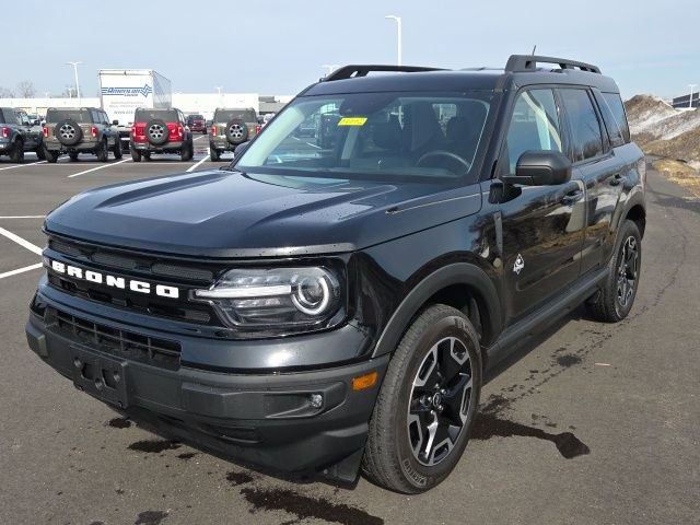 Certified 2022 Ford Bronco Sport Outer Banks w/ Tech Package image 2