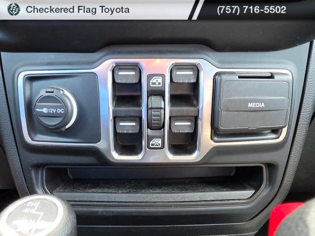 Used 2021 Jeep Wrangler Unlimited Sport AWD/4WD image 17