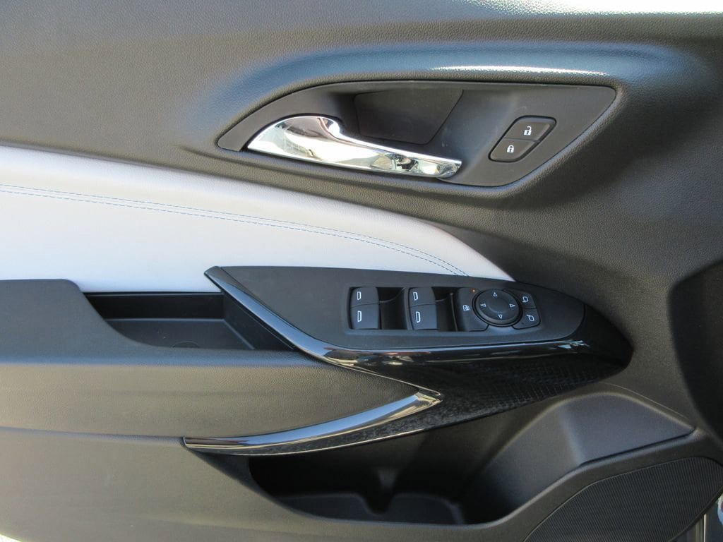 New 2026 Chevrolet Trax LT w/ LPO, Blackout Package FWD image 20