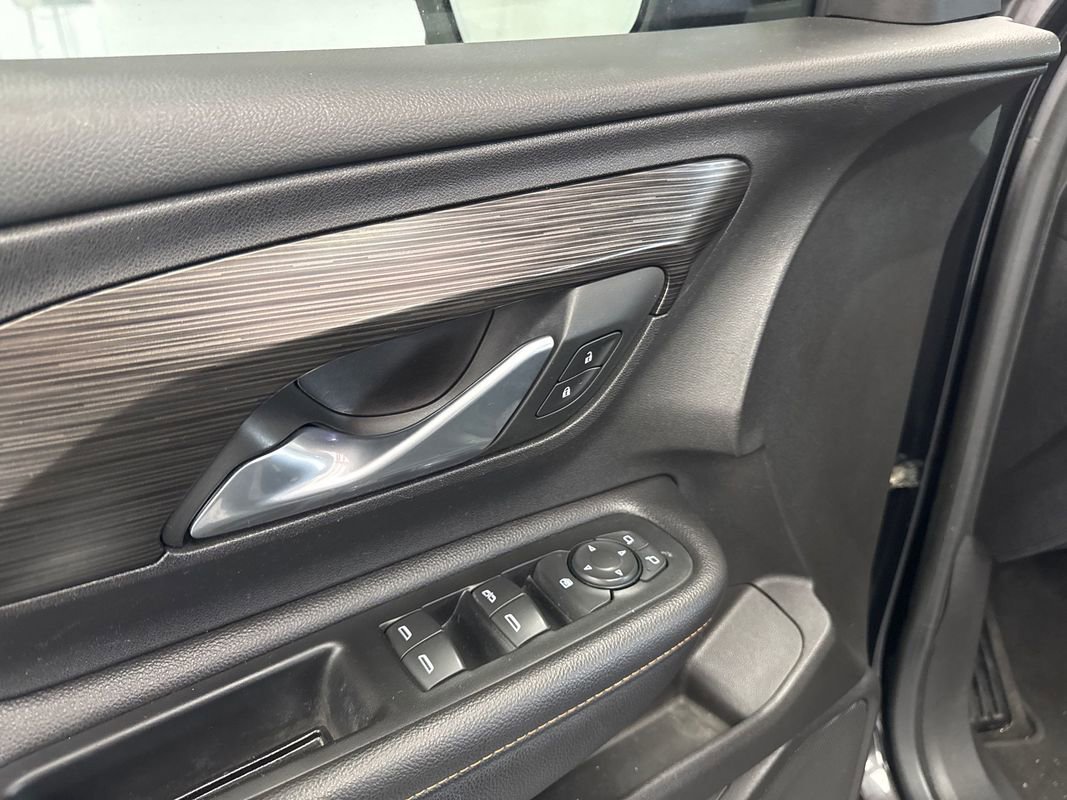 Used 2019 GMC Terrain SLT AWD/4WD image 10