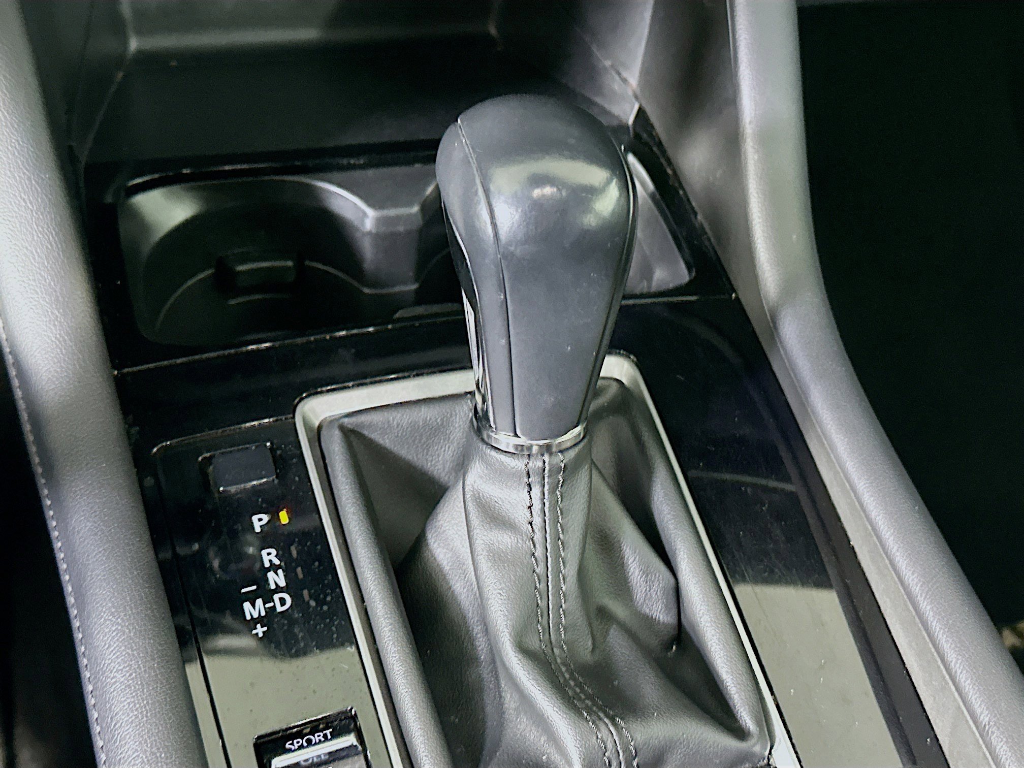 Used 2024 MAZDA MAZDA3 s image 24