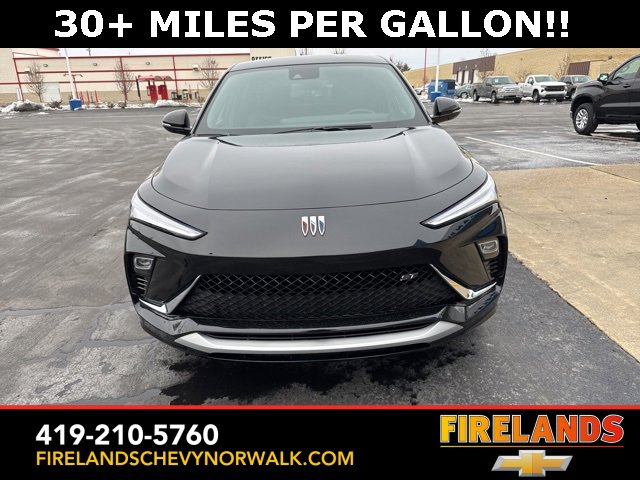 Certified 2024 Buick Envista Sport Touring image 2