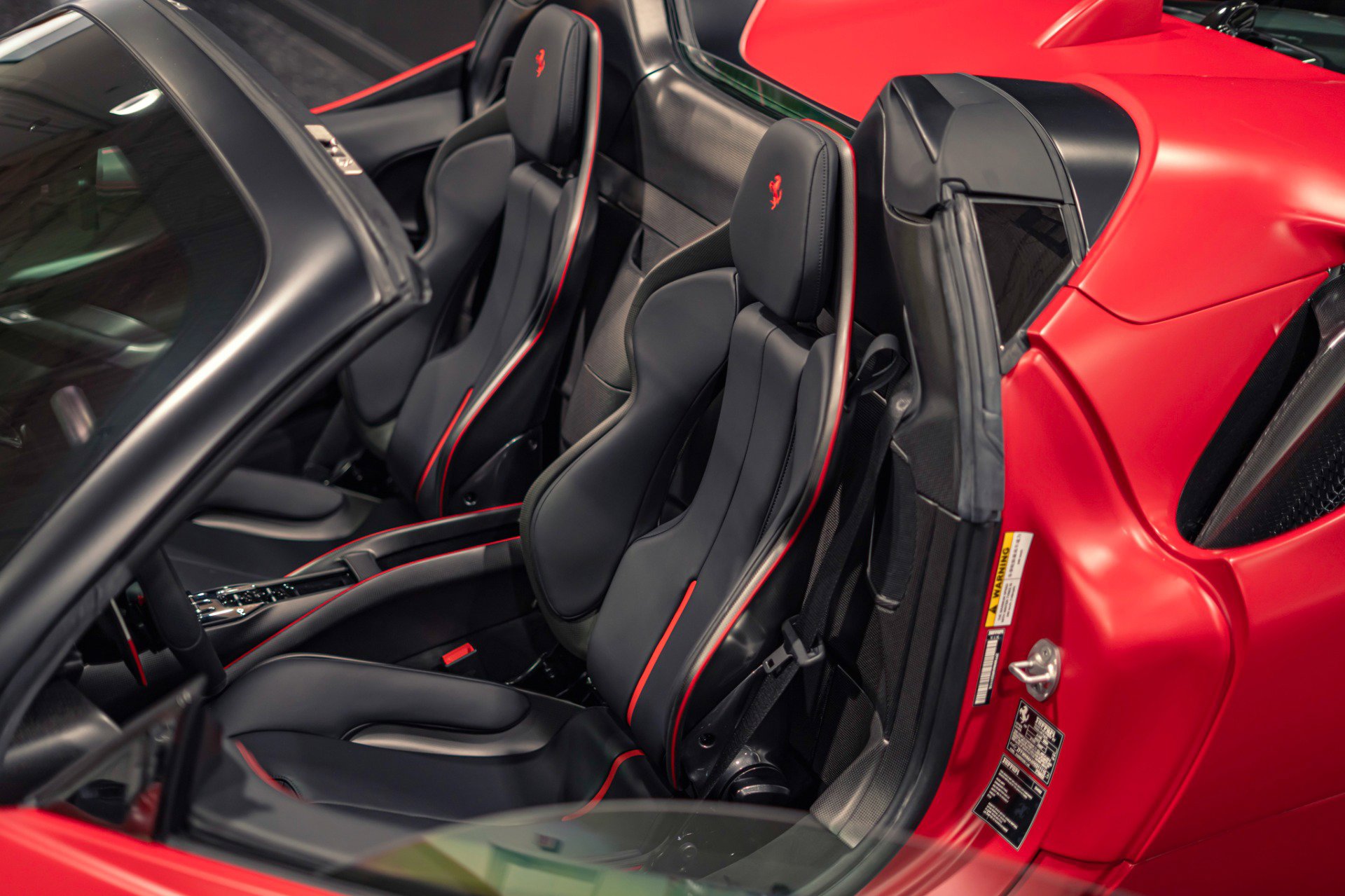 Used 2024 Ferrari SF90 Spider AWD/4WD image 8