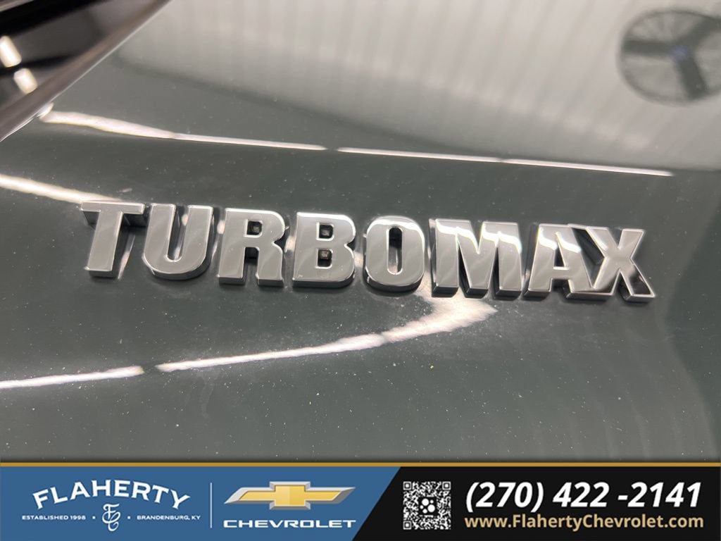 Used 2025 Chevrolet Silverado 1500 LT AWD/4WD image 18