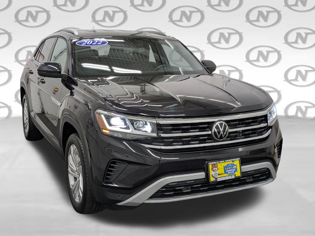 Used 2022 Volkswagen Atlas Cross Sport SE AWD/4WD image 15