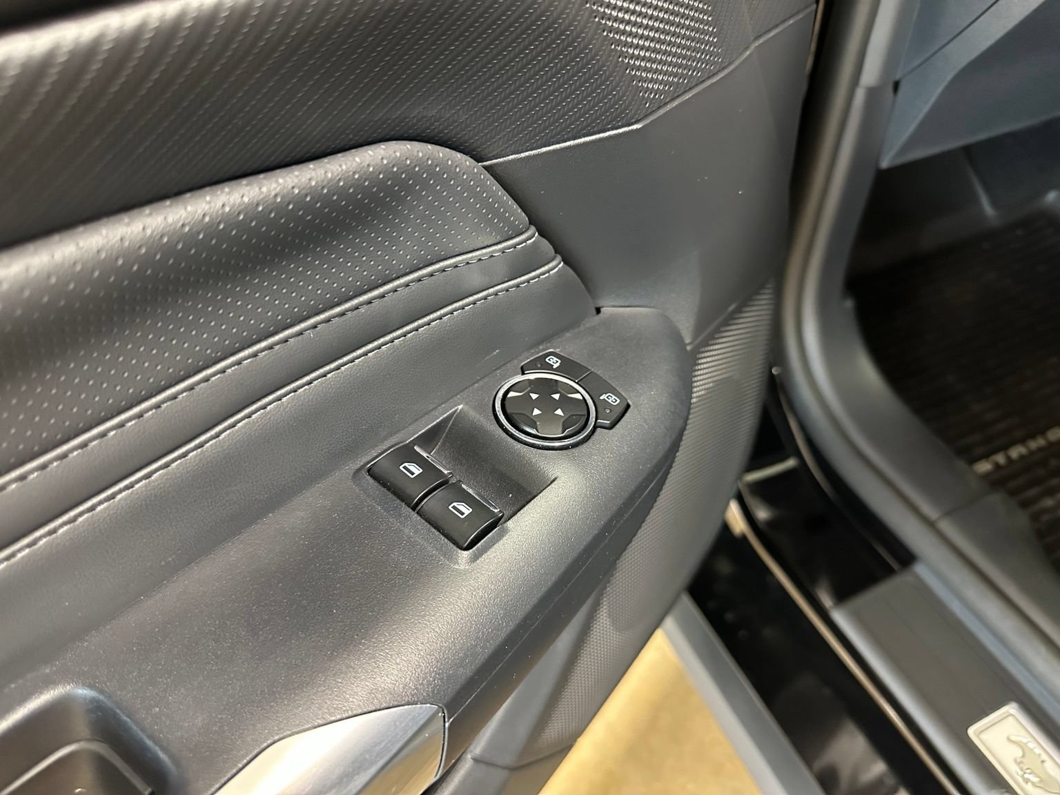 Used 2024 Ford Mustang GT Premium RWD image 12