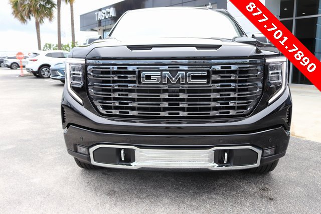 New 2025 GMC Sierra 1500 Denali Ultimate image 3
