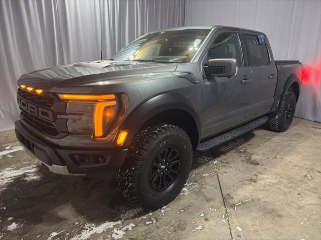 Used 2025 Ford F150 Raptor image 4