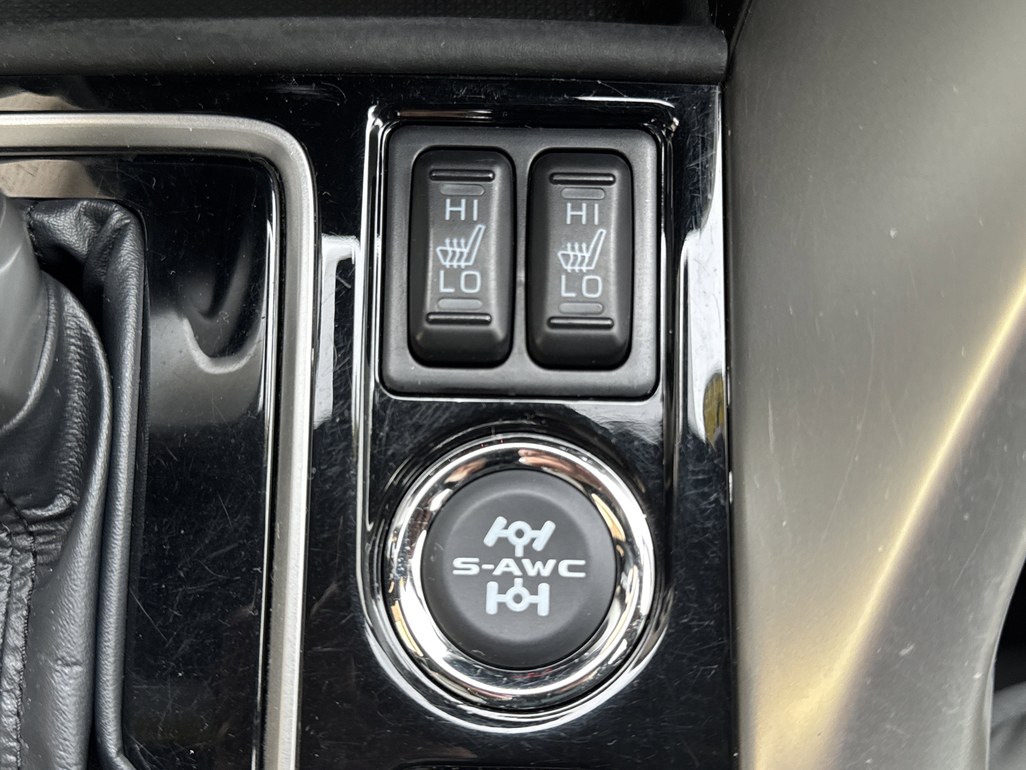 Used 2023 Mitsubishi Eclipse Cross SEL image 12