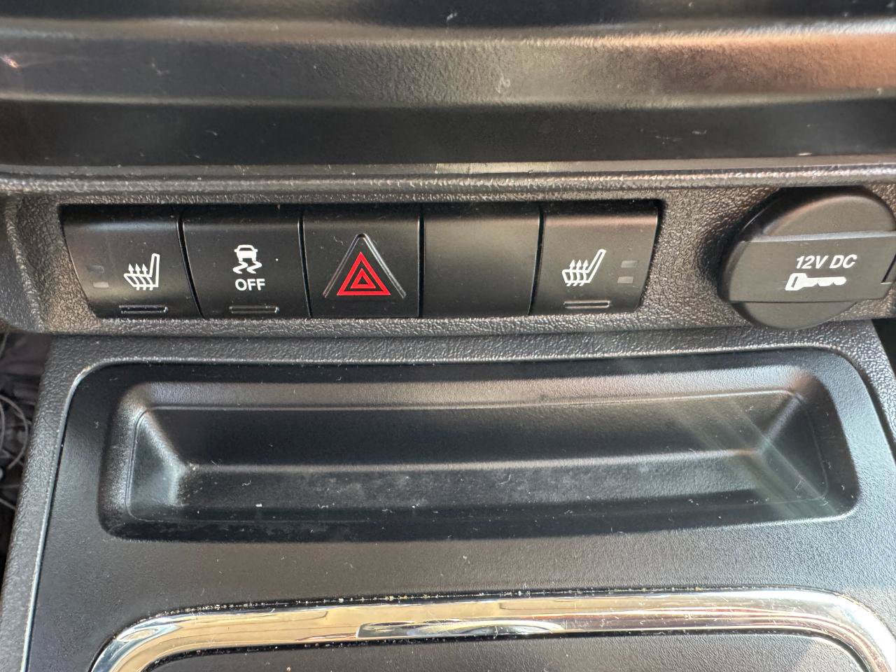 Used 2016 Jeep Patriot High Altitude FWD image 29