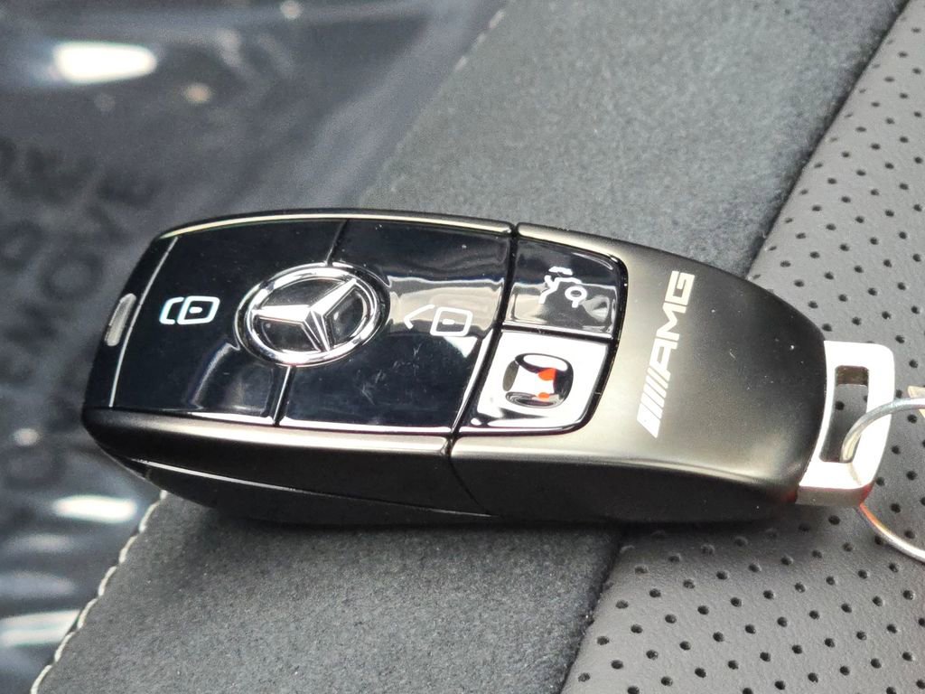 New 2026 Mercedes-Benz GLE 53 AMG 4MATIC Coupe image 28