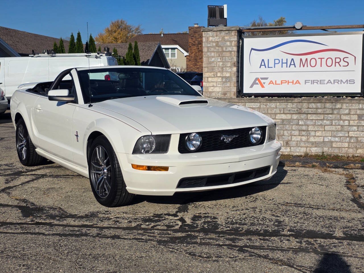 Used 2008 Ford Mustang GT Premium RWD image 1