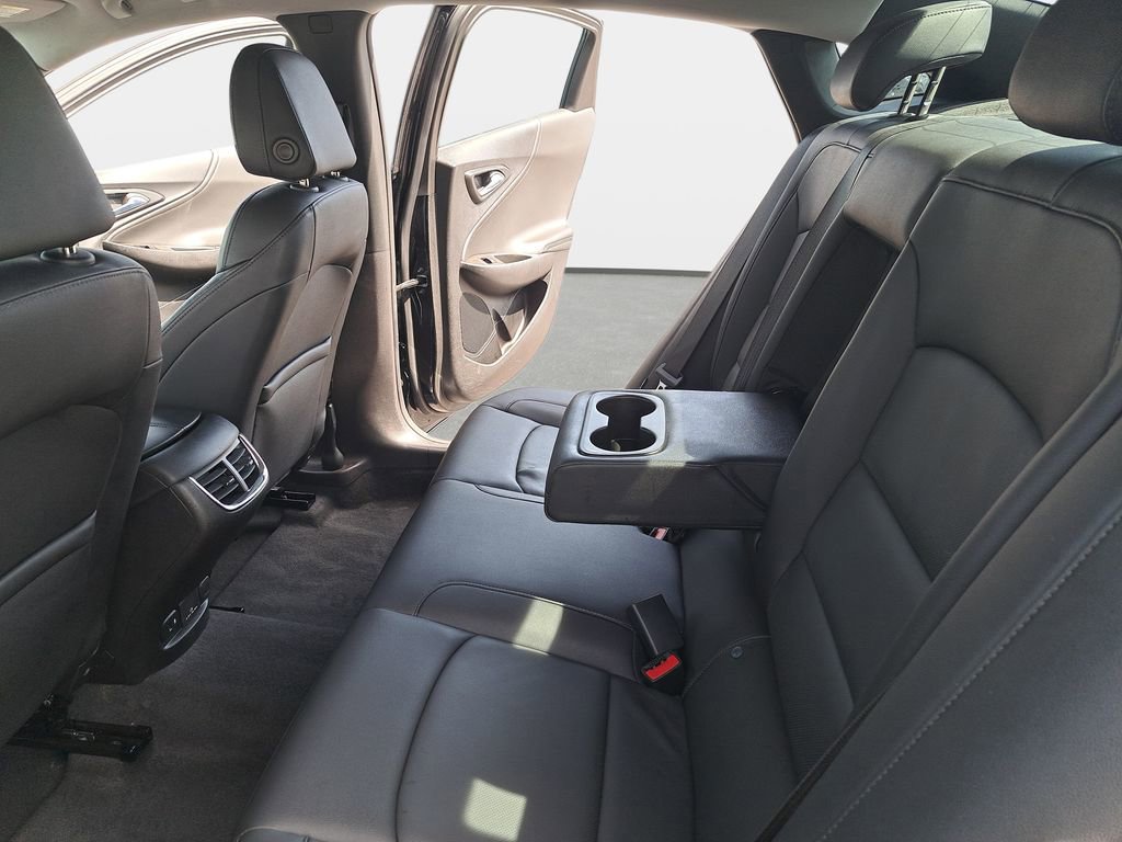 Used 2023 Chevrolet Malibu LT w/ Driver Confidence Package FWD image 14