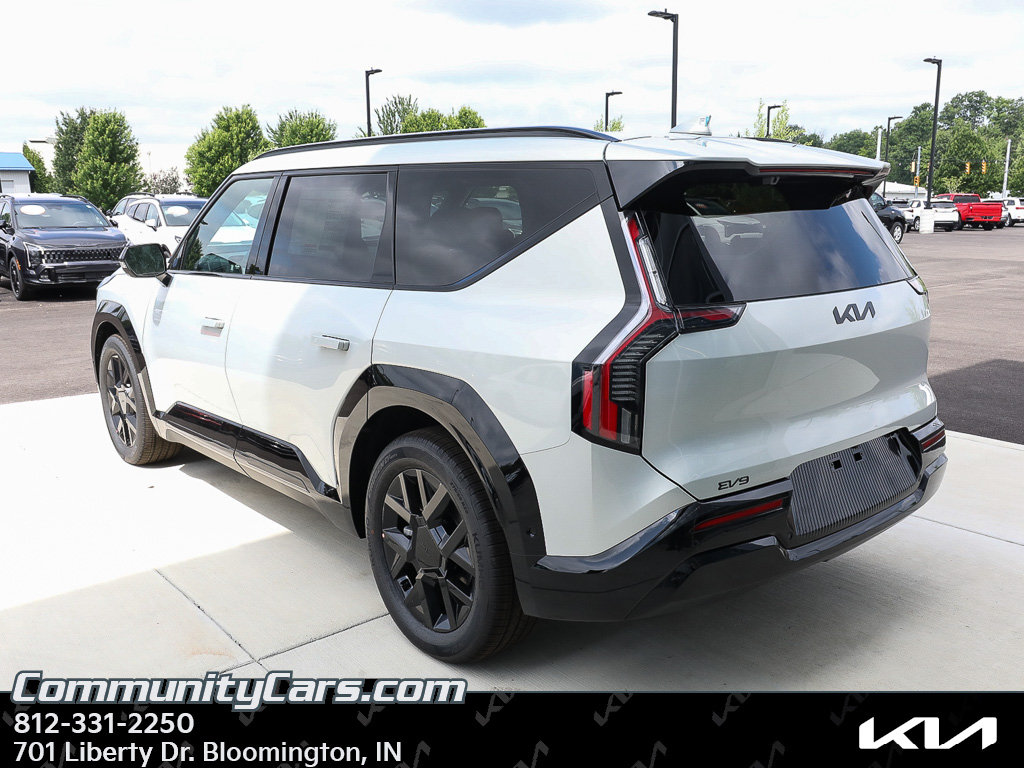 New 2026 Kia EV9 Land w/ Nightfall Edition Package AWD/4WD image 5