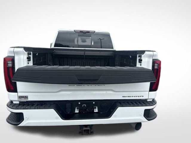 Used 2024 GMC Sierra 2500 Denali w/ Technology Package AWD/4WD image 7