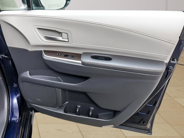 Certified 2024 Toyota Sienna XLE image 25