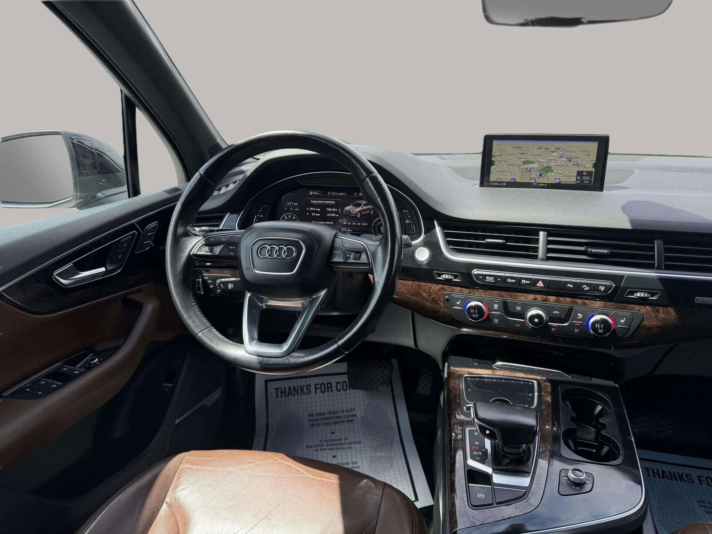 Used 2017 Audi Q7 3.0T Premium Plus w/ Premium Plus Package AWD/4WD image 31
