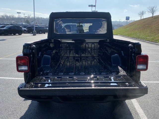 New 2026 Jeep Gladiator Sport image 7
