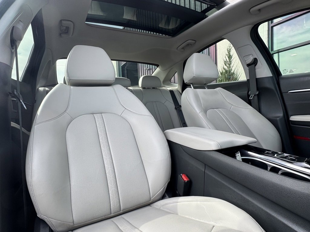 Used 2022 Hyundai Sonata Limited image 22