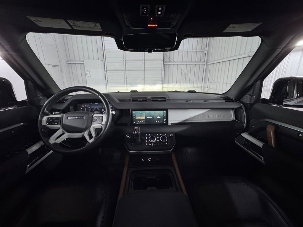 Used 2022 Land Rover Defender 110 X-Dynamic SE AWD/4WD image 23