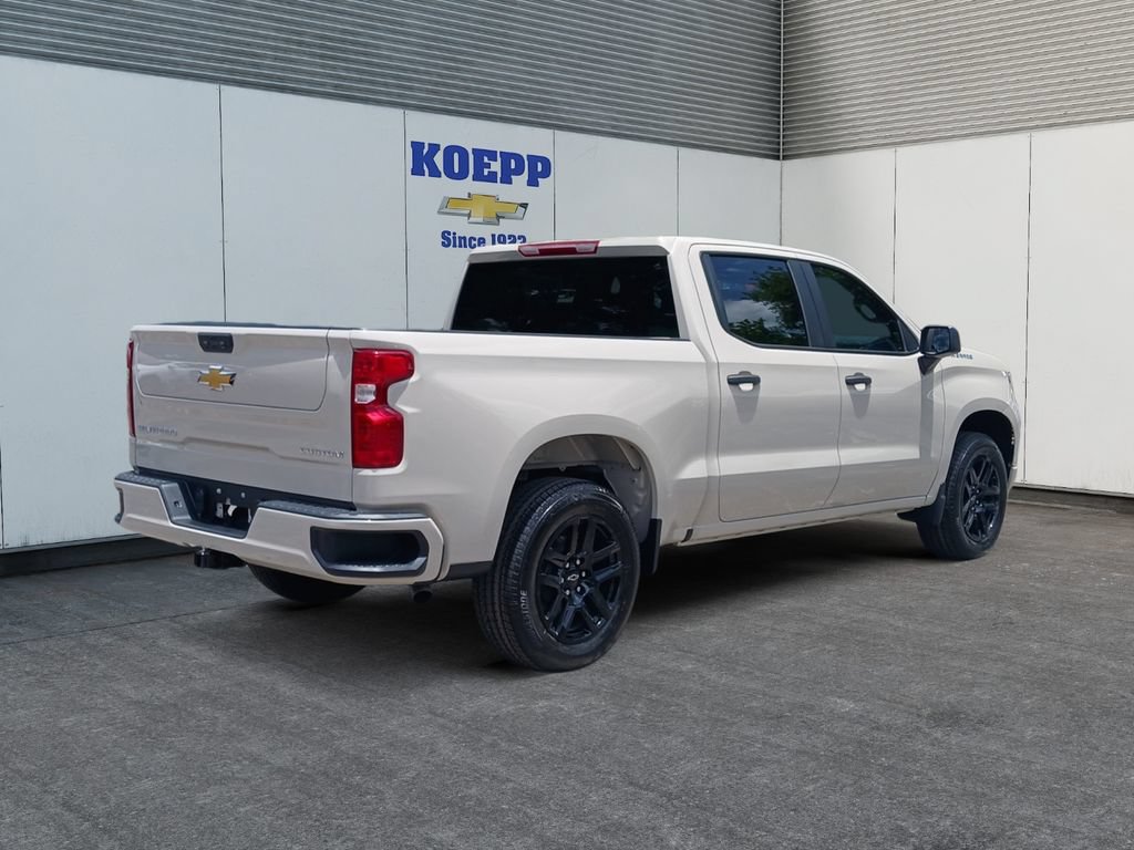 New 2026 Chevrolet Silverado 1500 Custom RWD image 5