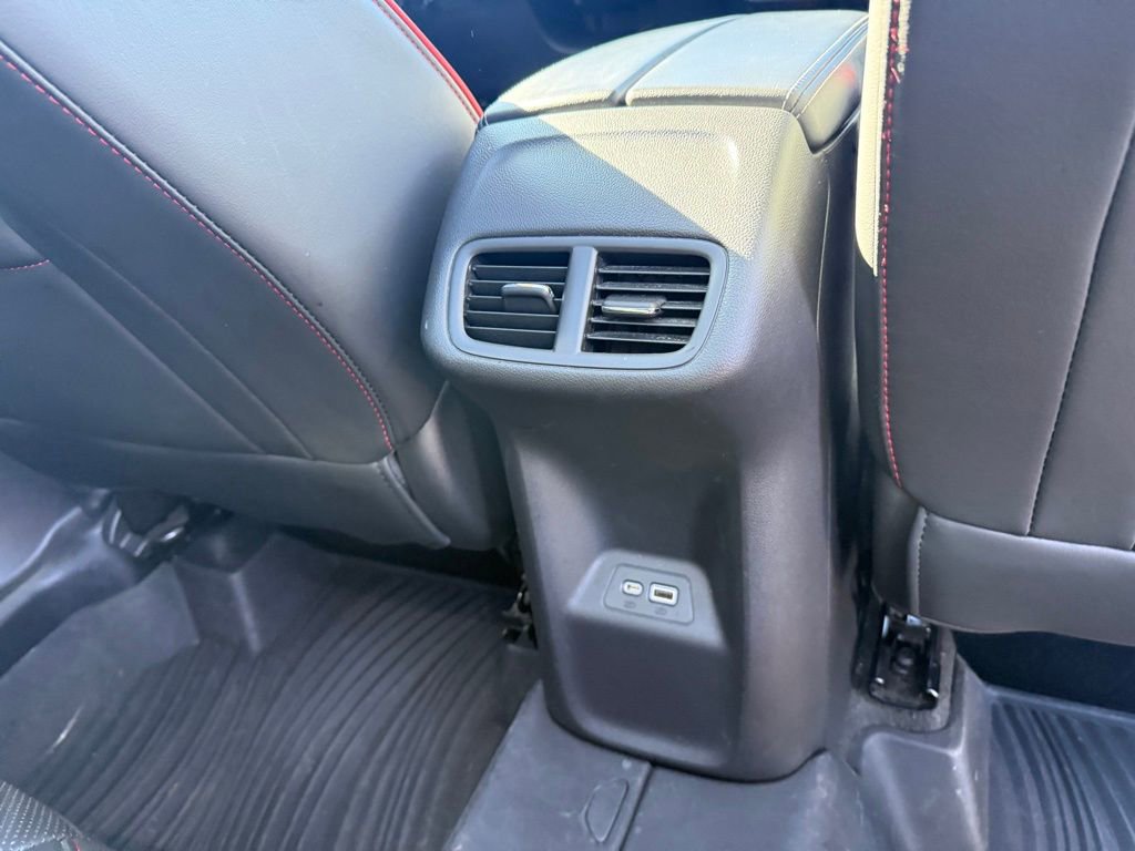 Used 2022 Buick Envision Essence w/ Technology Package II AWD/4WD image 38